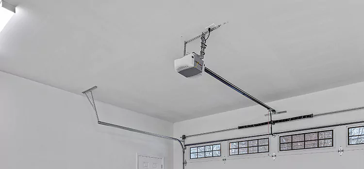 Experienced Garage Door Installers Liberal