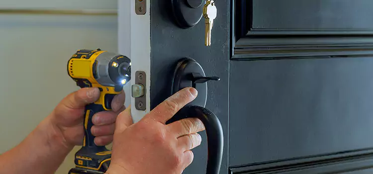Commercial Door Lock Installation Liberal