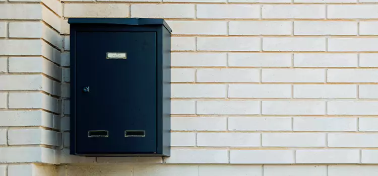Mailbox Lock Repair Liberal