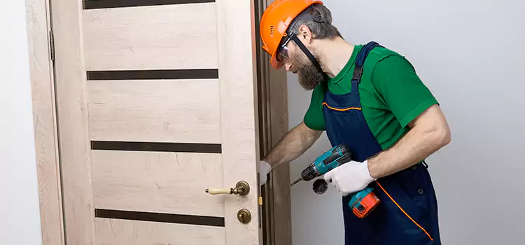 Replace Internal Door Handle with Lock Liberal