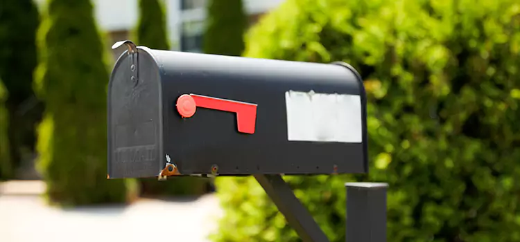 Secure Mailboxes for Packages Liberal